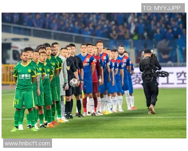 赛后分析:北京足球队与上海足球队的战术对决与表现评估 赛后分析:北京足球队与上海足球队的战术对决与表现评估