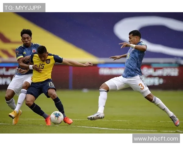 广州足球队以66分领跑钻石联赛积分榜展现强劲实力