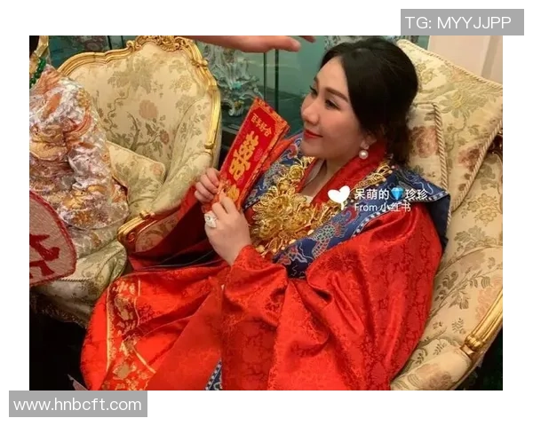 戴婚戒的足球明星们如何平衡爱情与事业的双重挑战