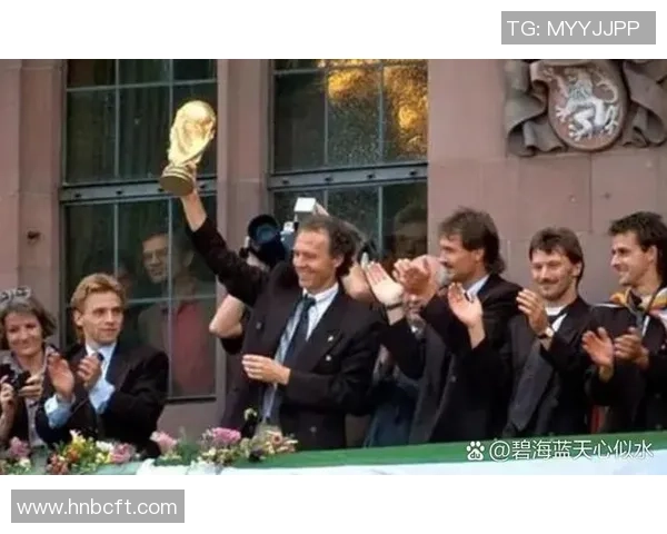 加拿大传奇足球明星的辉煌历程与对足球的深远影响